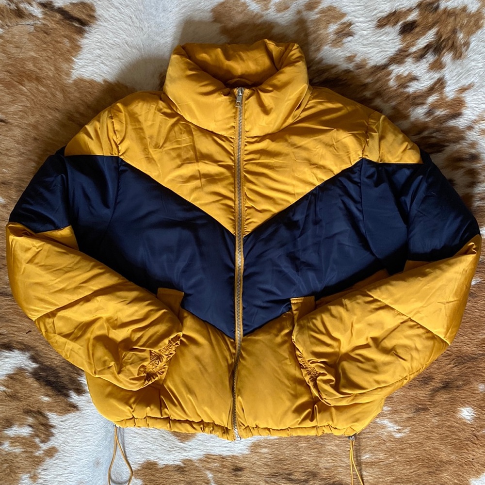 MUSTARD YELLOW PUFFER